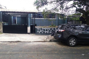 Spacious Home W Private Parking
